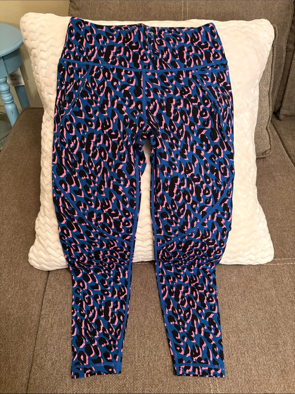 Women' Blue and Pink Leopard Print Active Leggings